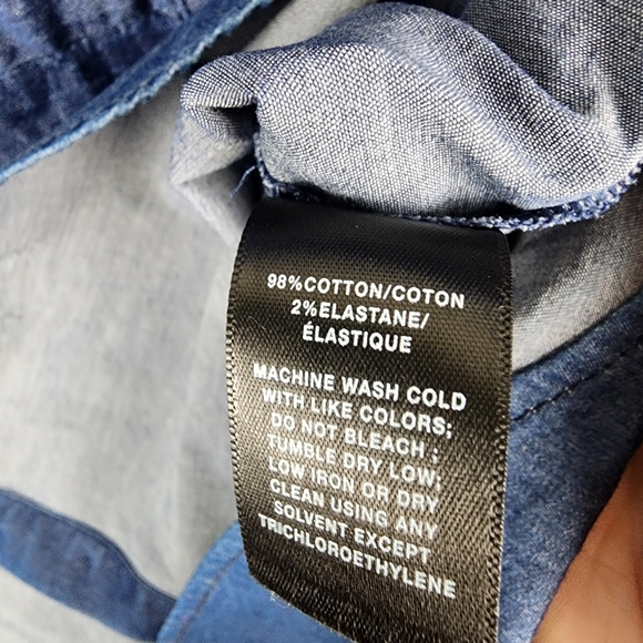 Lafayette 148 New York Chambray Snap Button Down Shirt SIZE Small - Picture 4 of 6